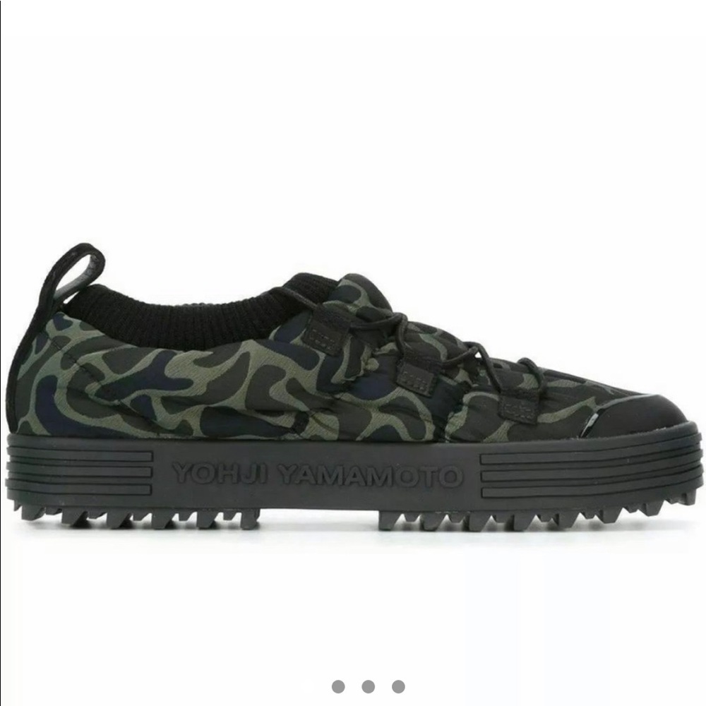 YOHJI YAMAMOTO SNO FOX SNEAKERS